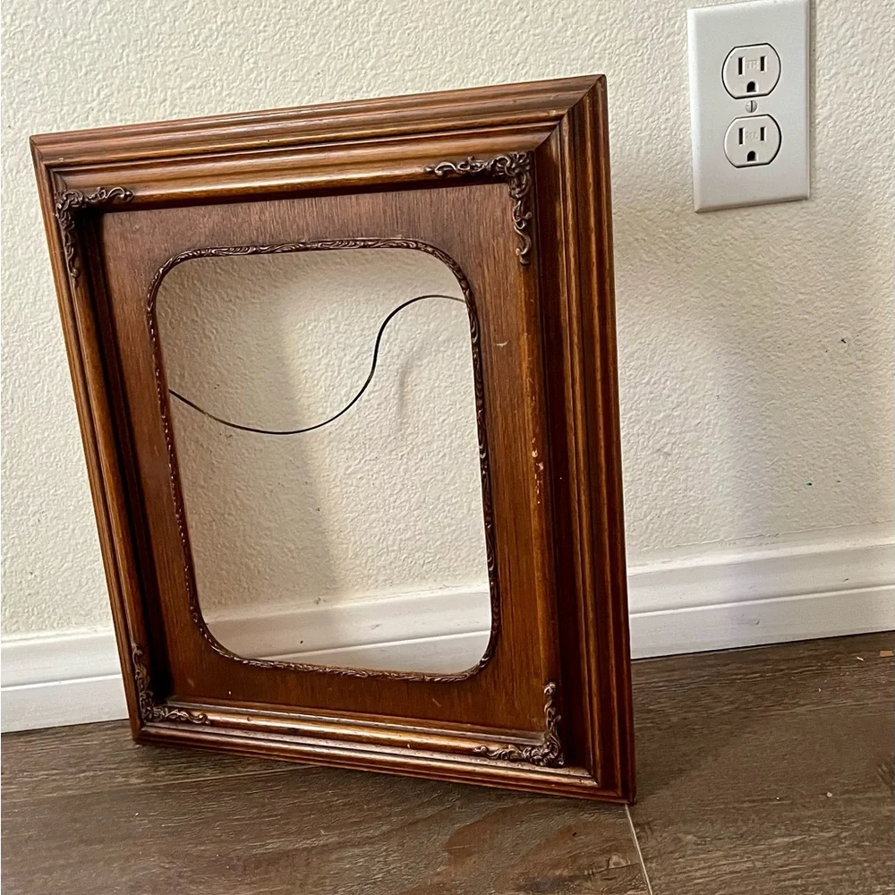 Vintage Ornament Wooden Frame Features Decorative Corner Frame 13/16 Inches